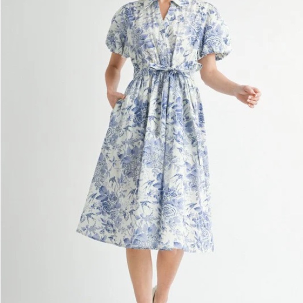 JODIFL Blue and White Floral Midi Dress
